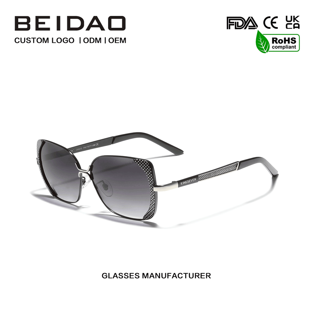 အမျိုးသမီးများအတွက် Luxury Polarized Gradient နေကာမျက်မှန်များ